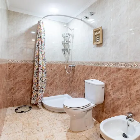 Апартаменты Flatguest + 2 Bdr + Wifi + 4pax Инхенио