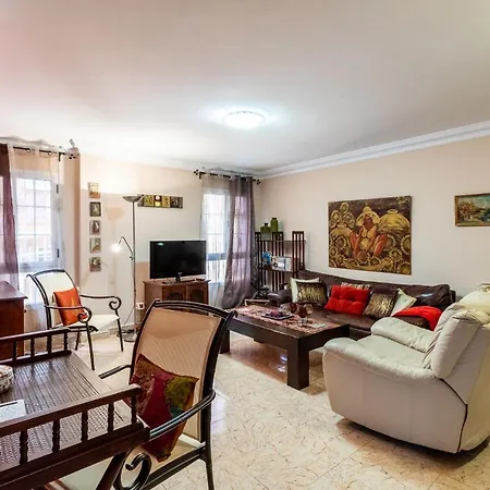 Flatguest + 2 Bdr + Wifi + 4pax * Инхенио